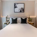 South Residence Five Palm - Luxurious Three Bedroom