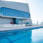 Studio In The Heart Of Sports City -Great View & Amenities!