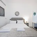 Bella Rose Studio Apartment- Al Barsha