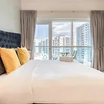Opulent Studio In Safir Tower 1 Business Bay By Deluxe Holiday Homes