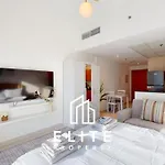 Lovely Studio, Fully Upgraded, Partial Lake View