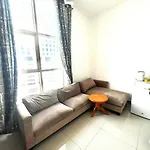 Linda Home Stay Not Hotel