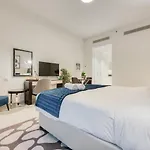 Stunning Studio At Golf Promenade 2A Damac Hills By Deluxe Holiday Homes