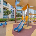 Monty Holiday Home - Incredible Burj Khalifa View From This Vibrant Apt