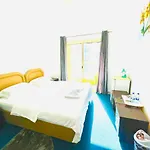 Linda Home Stay Not Hotel