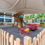 Nice & Comfy 1Br W/ Marina Views / Walk To Beach