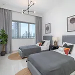 Dlx 21St Flr 3Br Pool Gym Near Mall By Belvilla