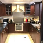 Downtown Boulevard One Bedroom Apt In 29 Blvd غرفة وصالة Burj & Fountain View Master Bedroom Plus 2 Single Beds In Living Room