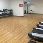 Newly Furnished Studio Apt- Easy Access To Metro