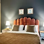 Cozy 2 Bedroom Apartment Dubai