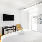 Phenomenal 2Br With Scenic Sea-View From All Rooms!