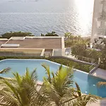 Phenomenal 2Br With Scenic Sea-View From All Rooms!