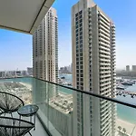 Free Beach Access! Beautiful Palm Jumeirah & Dubai Eye