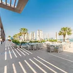 Dubai 2 bed deluxe Apartment - Palm Jumeirah