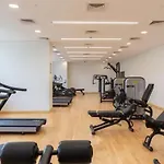 Big Modern Studio In Park View Jvc