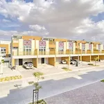 Alluring 3Br Townhouse At Damac Hills 2, Dubailand By Deluxe Holiday Homes