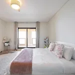 Balqis Residense Palm Jumeirah,Pool, Beach, Top Floor, Full Sea View, Restaurants