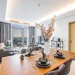 Daniels Burj Khalifa View 2Br In Paramount Midtown