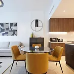 Stunning One Bedroom In Port De La Mer