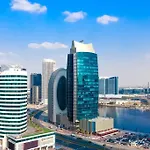 Dubai Downtown French Chic Apartment