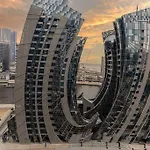 Turquoise - Downtown Dubai 1 Bedroom Apartment Business Bay - Canal View