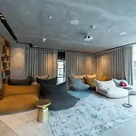 Cozy 2Bd Apartment - Work In Style