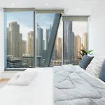 Exquisite 1 Bedroom Marina View