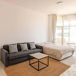 A Cozy Pearl In Dubai
