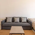 A Cozy Pearl In Dubai