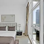 Vayk - Modern Four Bedroom With Sea View In Dubai Marina