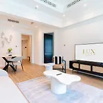 Luxfolio Retreats - Brand New - Full Burj View
