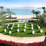 Sofitel Dubai The Palm Luxury Apartments