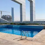 Full Lake View - 2Br Beautiful Apt - Jlt
