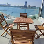 Cosy 1 Bdr With Private Beach, Azizi Mina, Palm Jumeirah