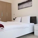 Mira Holiday Homes - Cozy Studio In Meydan
