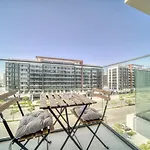 Restful Studio At Azizi Riviera 13, Al Merkadh By Deluxe Holiday Homes