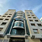 Al Raea Hostels Near Adcb Metro Station
