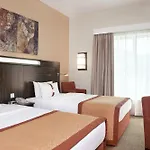 Holiday Inn Express Dubai Safa Park, An Ihg Hotel