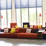 Hampton By Hilton Dubai Al Seef