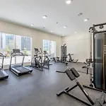 Contemporary Studio With Balcony I Fast Wi-Fi