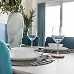 Stonetree - Damac Heights 1Br Apartment