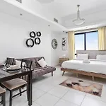 Stonetree - Near Metro - Furnished Studio In Jlt