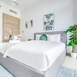 Lush Studio In Studio One Dubai Marina By Deluxe Holiday Homes