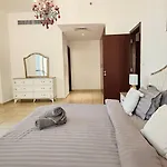 Luxury Jbr Apartment 172