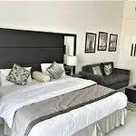 18 Bricks Studio Apartment Roma 513