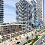 1Br Luxurious Beach Access Apartment