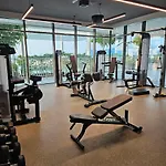 Experience Bliss 1Br Haven With Stunning Sea Views - 50Ab1