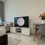 Easygo - Carson Tower C Damac Hills Studio