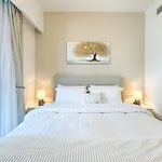 Stay In First Class At Downtown By 2Nd Best Home, Dubai - 2Br - Burj Khalifa View