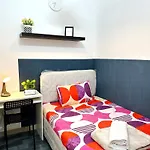 Deluxe Couple Partition Room In Tecom Near Metro